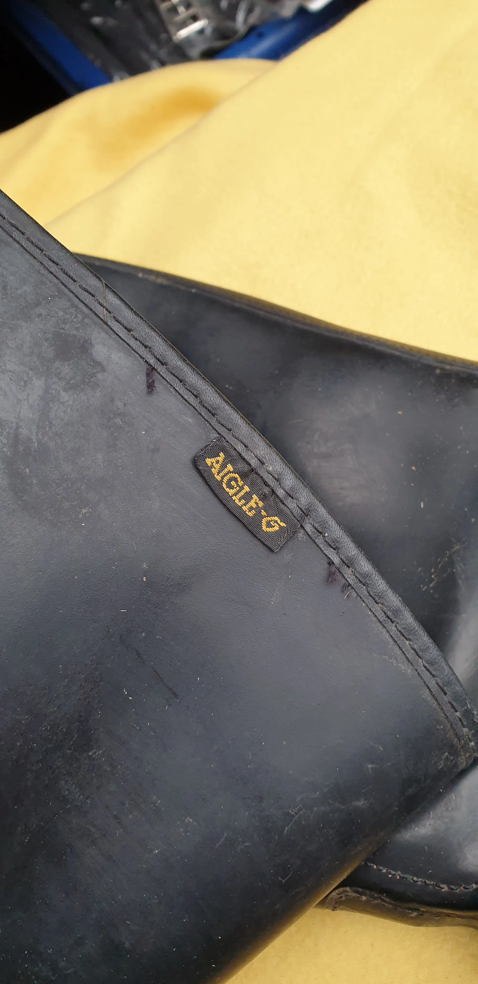 Agile rubber ridings size 7