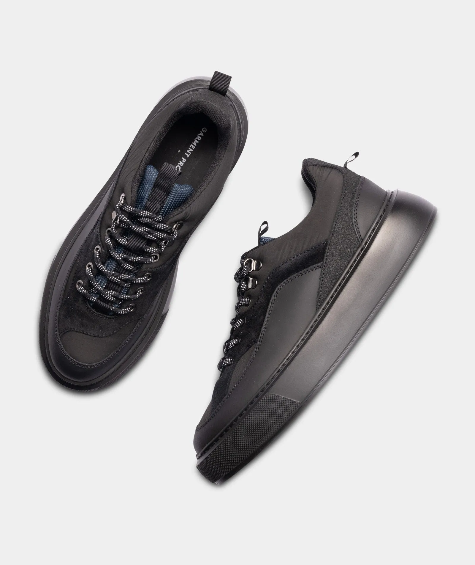 Alaska Low - Black Nylon