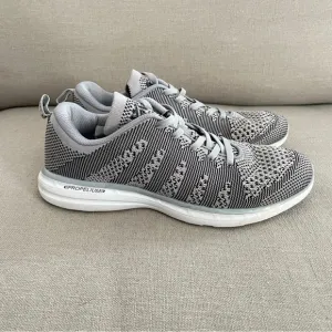 APL TechLoom Pro Sneakers Heather Grey Running Shoe Lace Up Low Women’s Size 8.5