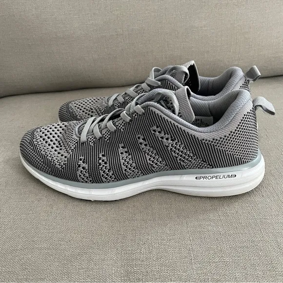 APL TechLoom Pro Sneakers Heather Grey Running Shoe Lace Up Low Women’s Size 8.5