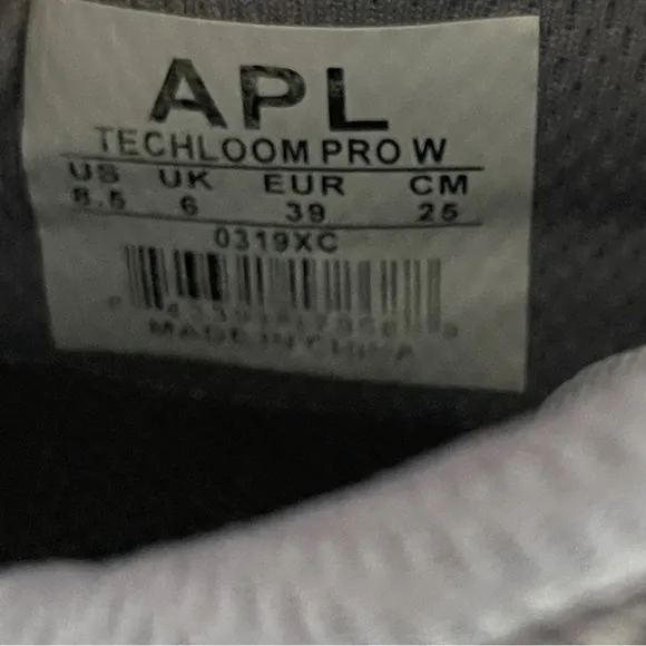 APL TechLoom Pro Sneakers Heather Grey Running Shoe Lace Up Low Women’s Size 8.5