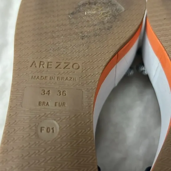 Arezzo made in Brazil sandals size 5.5
