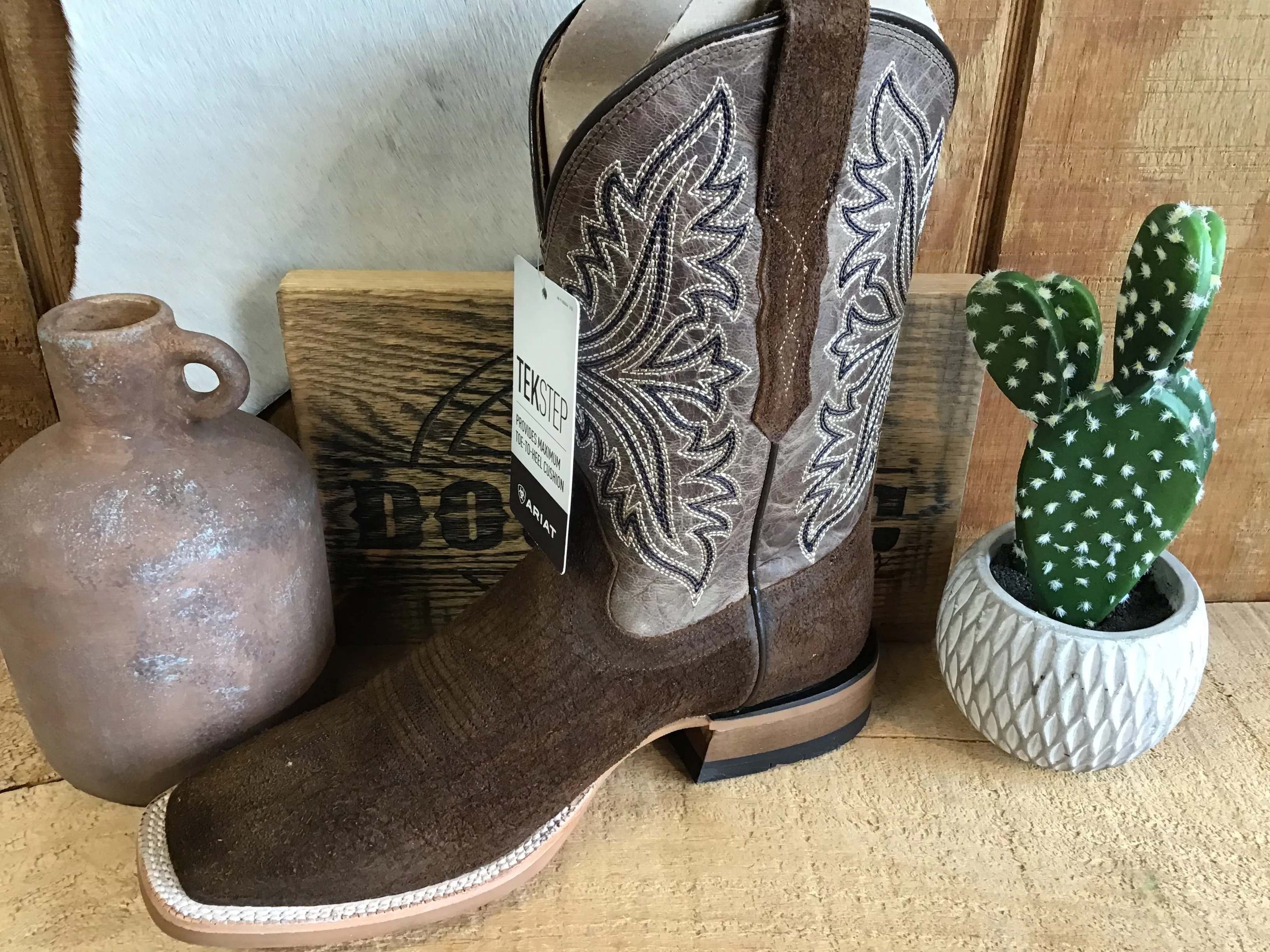 Ariat MNS Walker Cowboy Boot BEST BRONZE ROUGHOUT