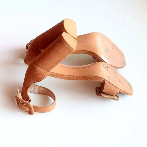 Banana Republic Tan Suede Leather Ankle Strap Block Heel Sandals Size 6