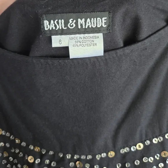 Basil &amp; Maude Anthopologie Black Skirt With Gold And Silver Sequins Size 6