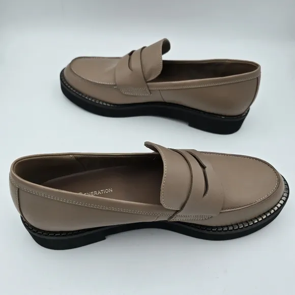 BCBGeneration Sabin Penny Loafers, Taupe, Women's 10M - Like New!