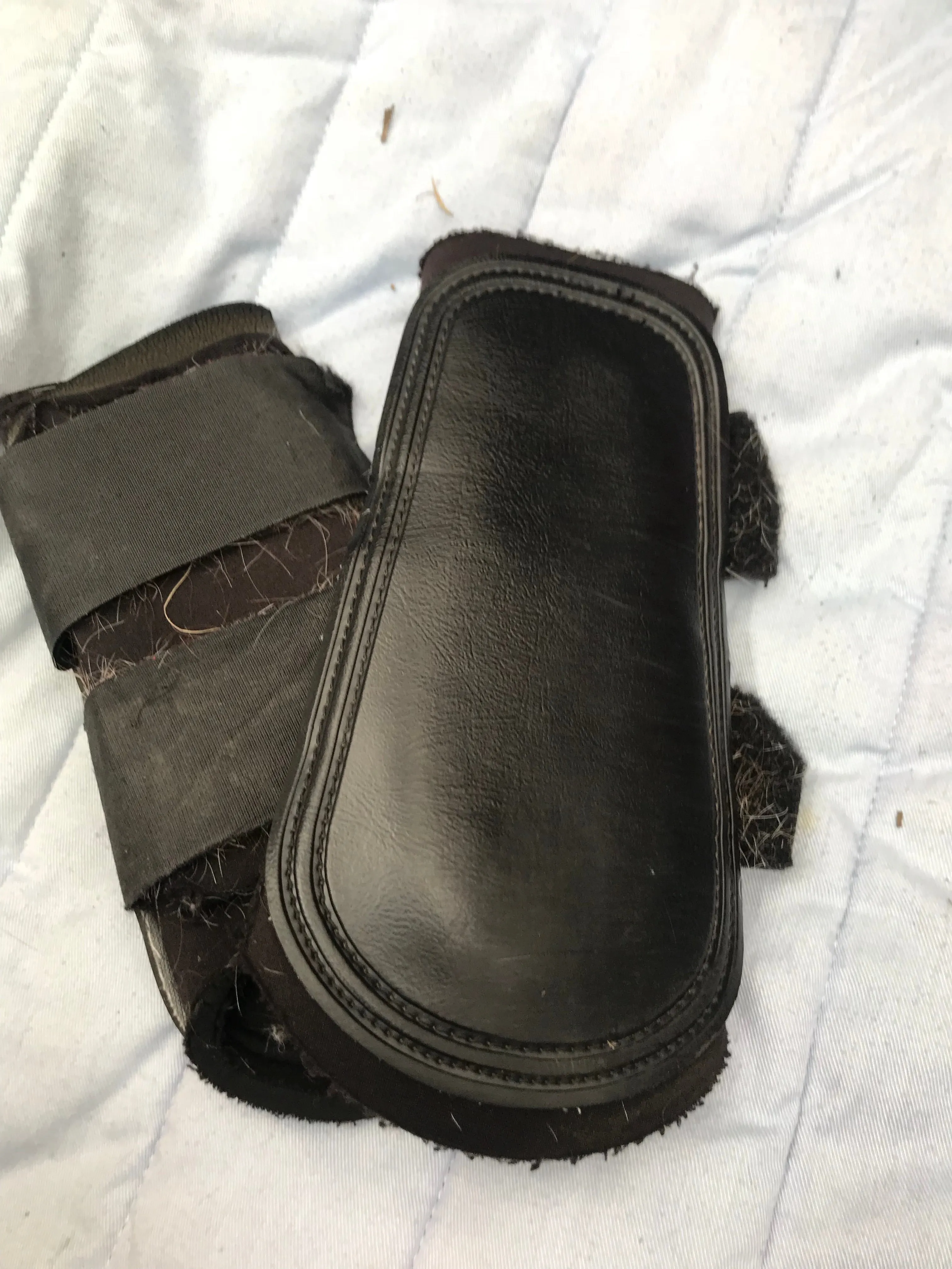 BLACK WW BRUSHING BOOTS FREE POSTAGE