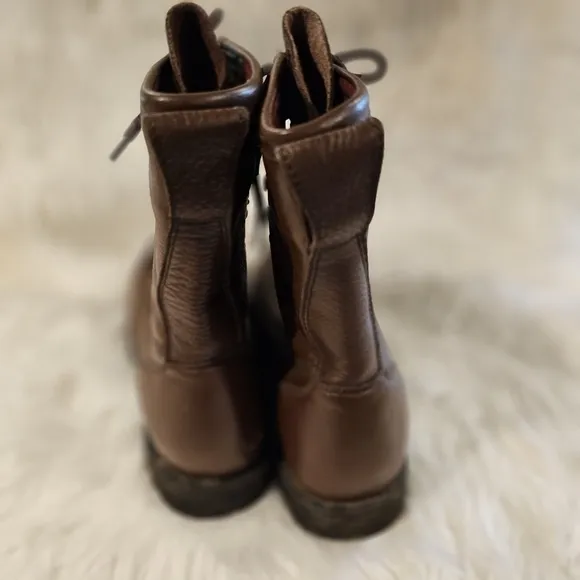 Cabela's Brown Hunting Hiking Camping Boots Gore-Tex Vibram Gum Lite Size 11D