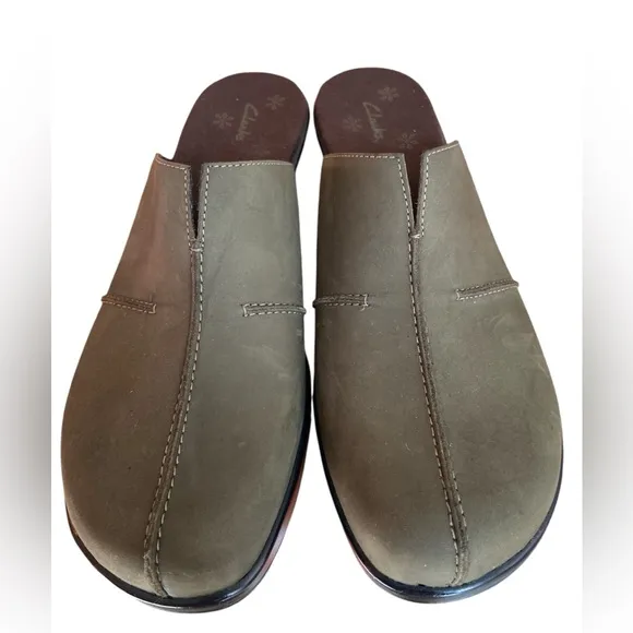 Clarks Olive Green Leather Slip On Clogs size 9.5