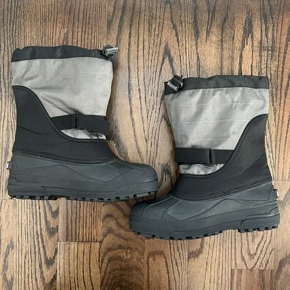 Columbia Powderbug Snow Boots Size 6 NEW
