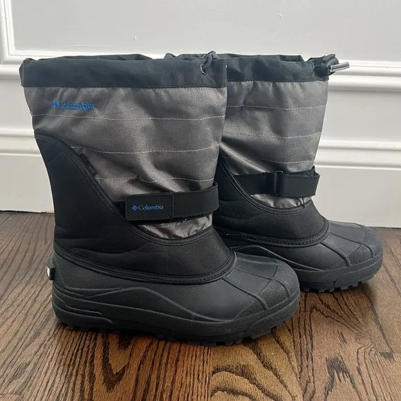 Columbia Powderbug Snow Boots Size 6 NEW
