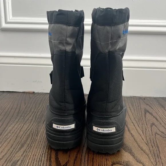 Columbia Powderbug Snow Boots Size 6 NEW