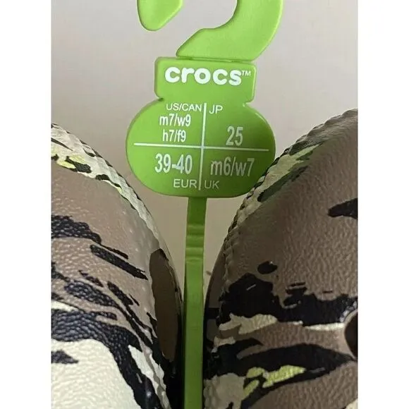 CROCS CLASSIC PRINTED Unisex Slip On Army Clogs Camo Khaki Men’s Sz 7 Women’s 9