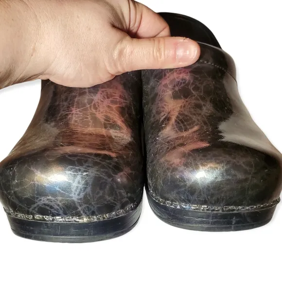 Dansko Clogs Abstract Metallic Print High Shine Size 41