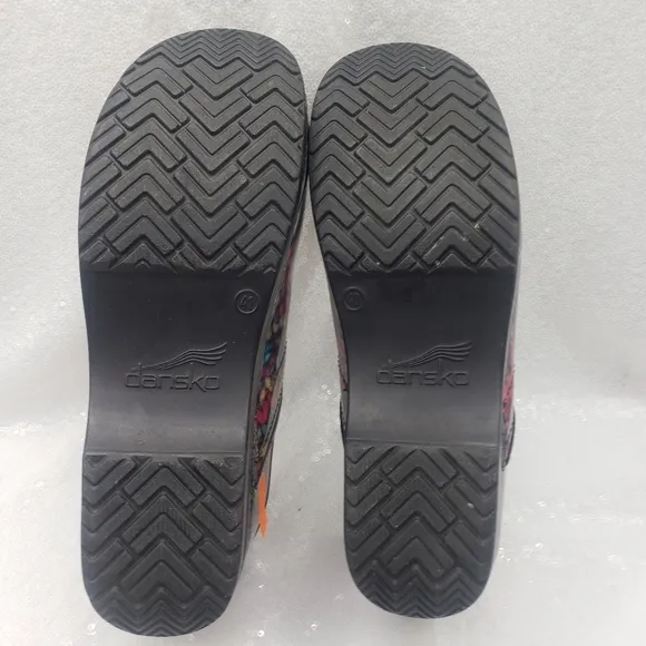 Dansko Professional Nurses Shoe Clogs Cloor Block Weave design Patent leather 41