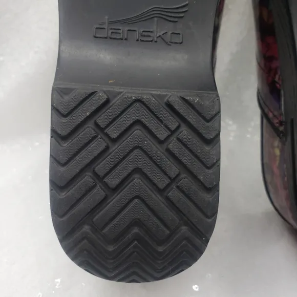 Dansko Professional Nurses Shoe Clogs Cloor Block Weave design Patent leather 41
