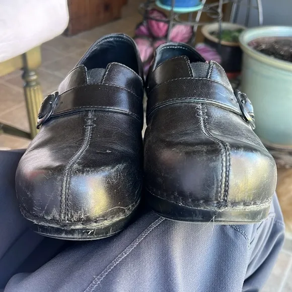 Dansko Solstice Leather Professional slip-on heeled clog mule sz 39 (8.5-9) EUC