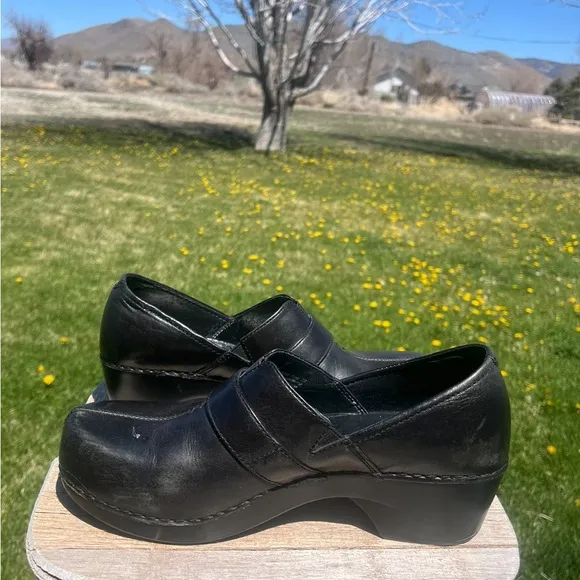 Dansko Solstice Leather Professional slip-on heeled clog mule sz 39 (8.5-9) EUC