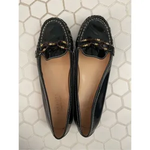 EUC Talbots Patent Leather Black Loafers 8B