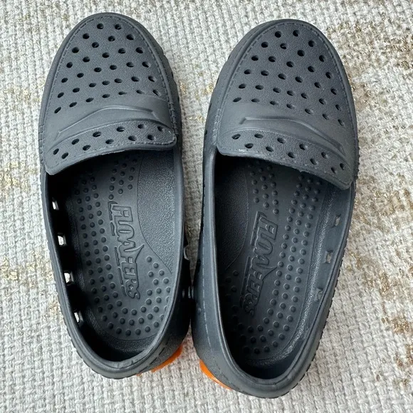 FLOAFERS Toddler Boys Waterproof Prodigy Driver Loafers NWOT | Size C8