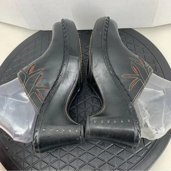 Frye Women Size 7.5 Clogs Heels Open Back Slip On Mules Black Leather Floral