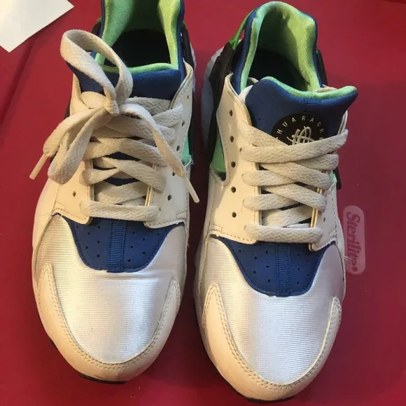 Huaraches sneakers