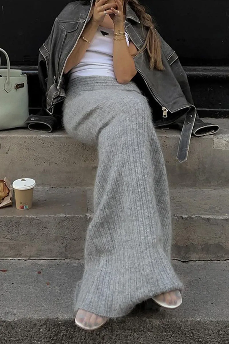 HWT1207 Cozy Ribbed Maxi Skirt