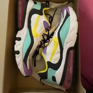 Kid air max 270 sneakers