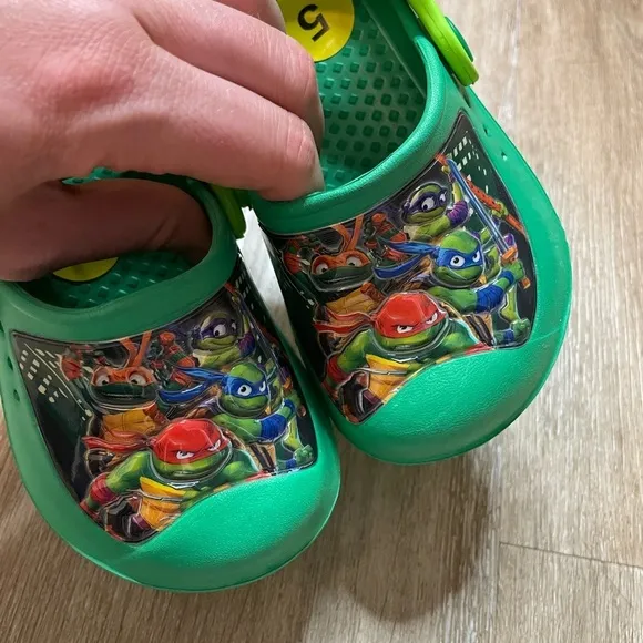 KID`S Teenage Mutant Ninja Turtles Clogs Size 5/6 (1-5 years old )