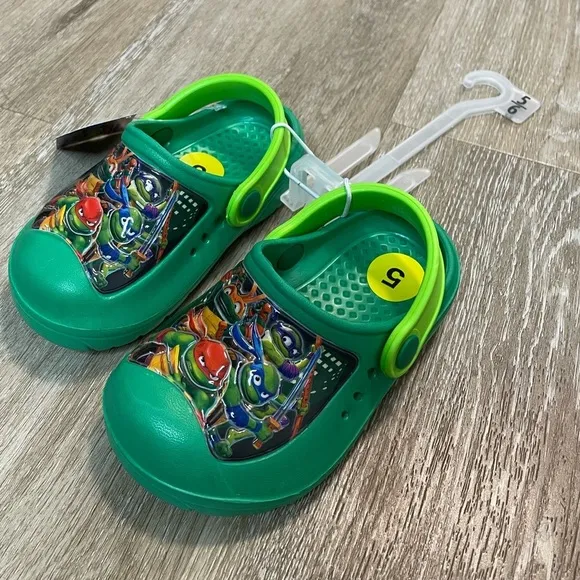 KID`S Teenage Mutant Ninja Turtles Clogs Size 5/6 (1-5 years old )