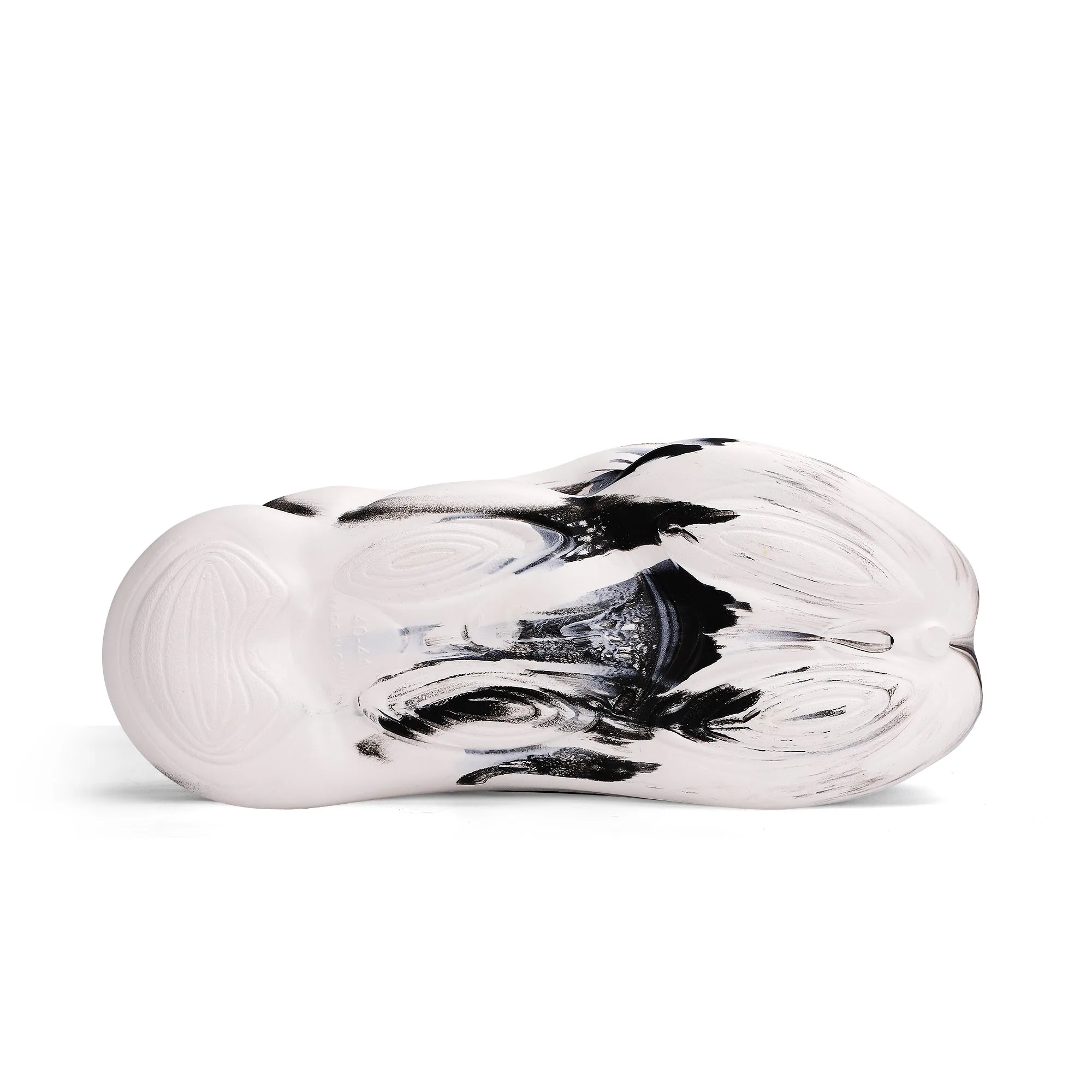 Lalola Boutique Branded Two-tone Hollow Out Clogs