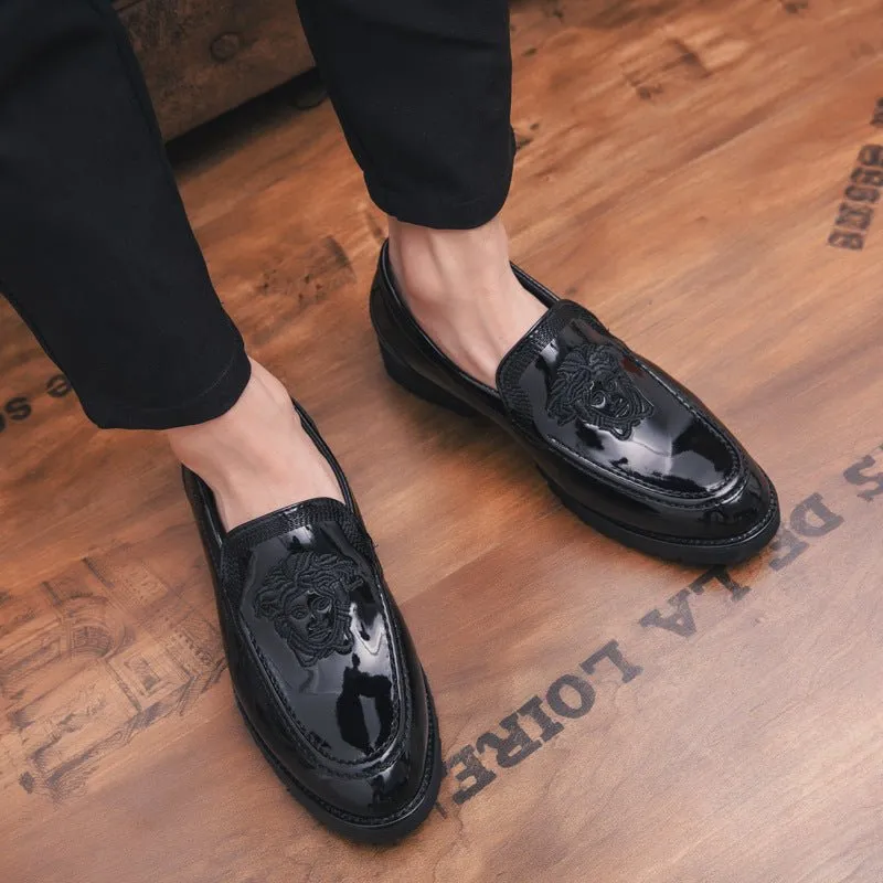 Luxurious style lion pattern stylish loafers shoe