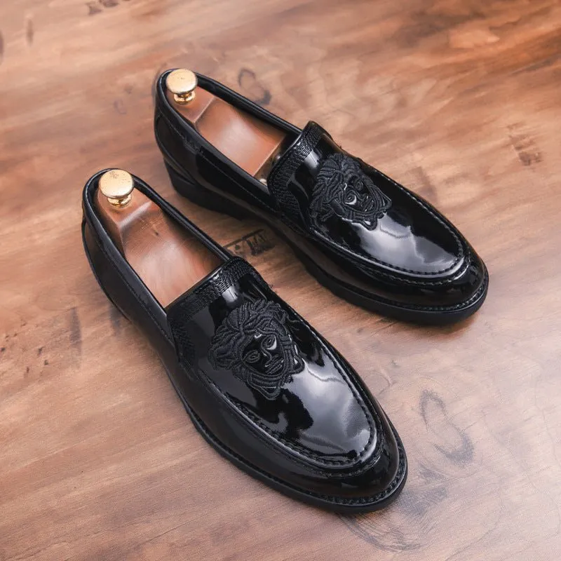 Luxurious style lion pattern stylish loafers shoe