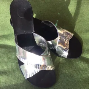 Álvaro González Mules Silver 37 1/2