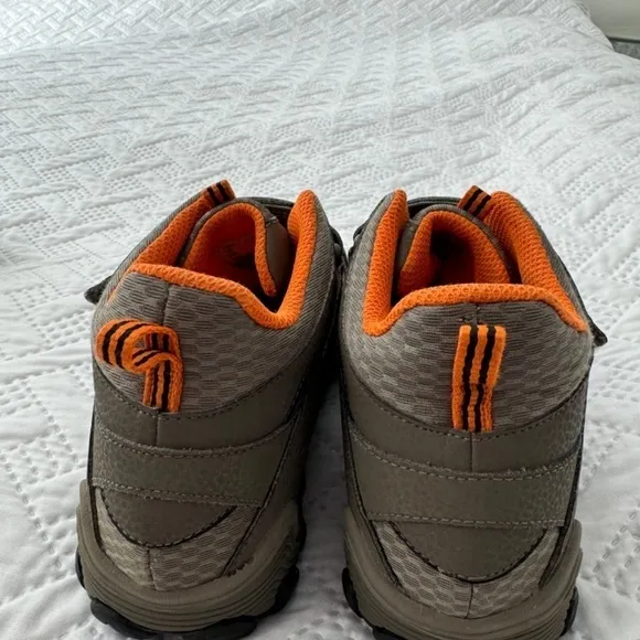 Merrell Waterproof Hiking Fall Sporty Acrivewear Slip On Velcro Boots Youth