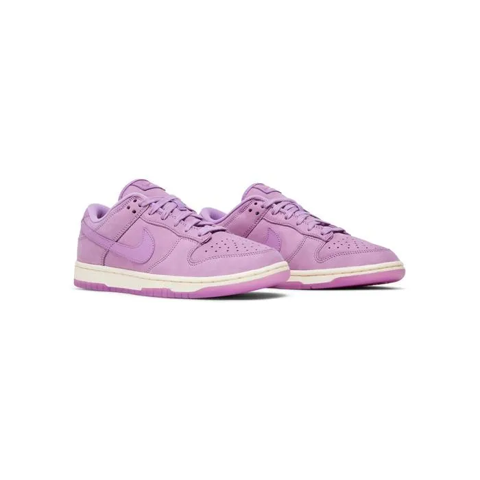 Nike Wmns Dunk Low Premium 'Rush Fuchsia'