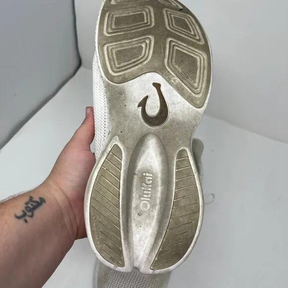 Olukai Island Hopper Men’s Travel-Ready Sneakers in white sz 10