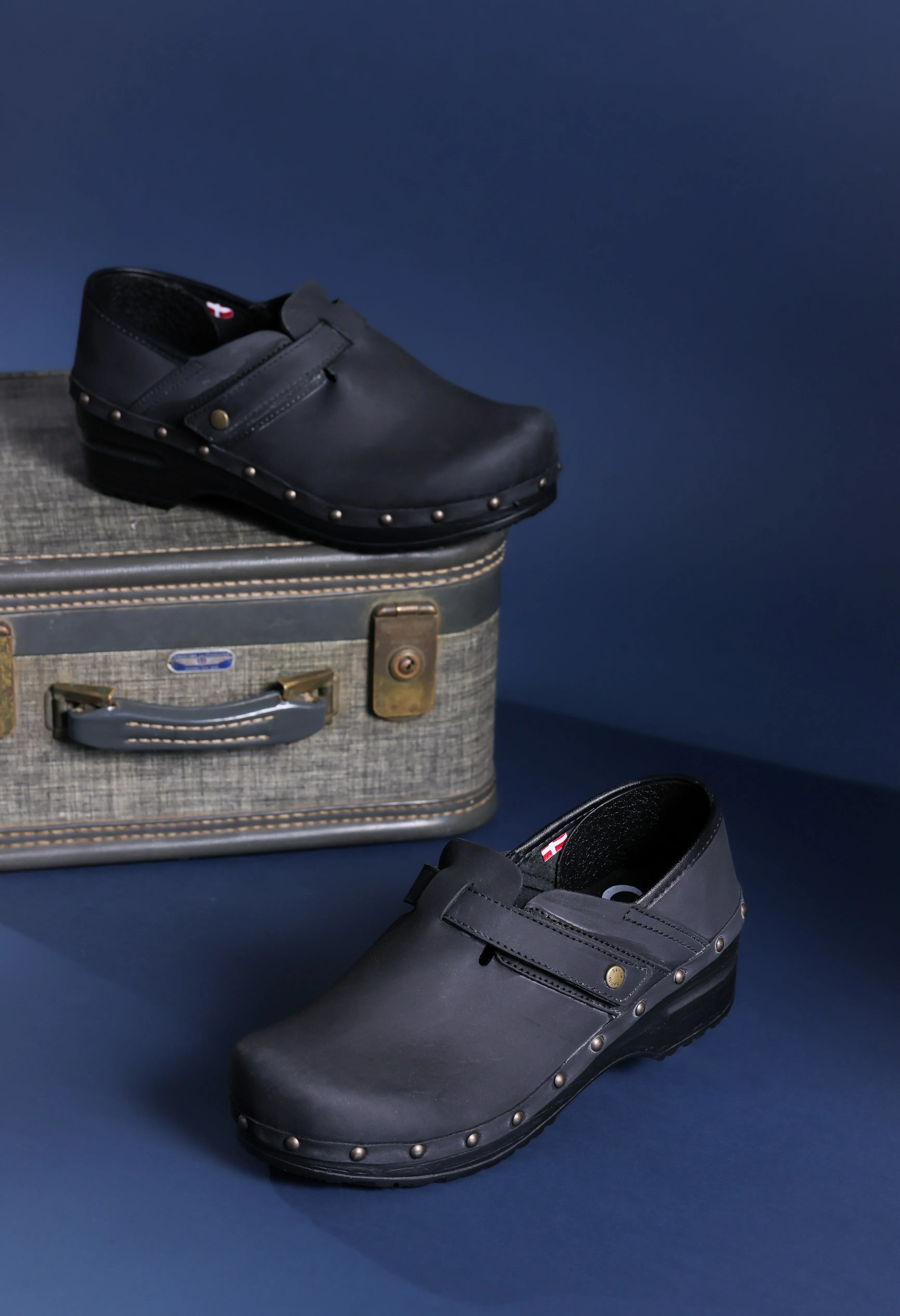 Ramone Women's Clog in Black