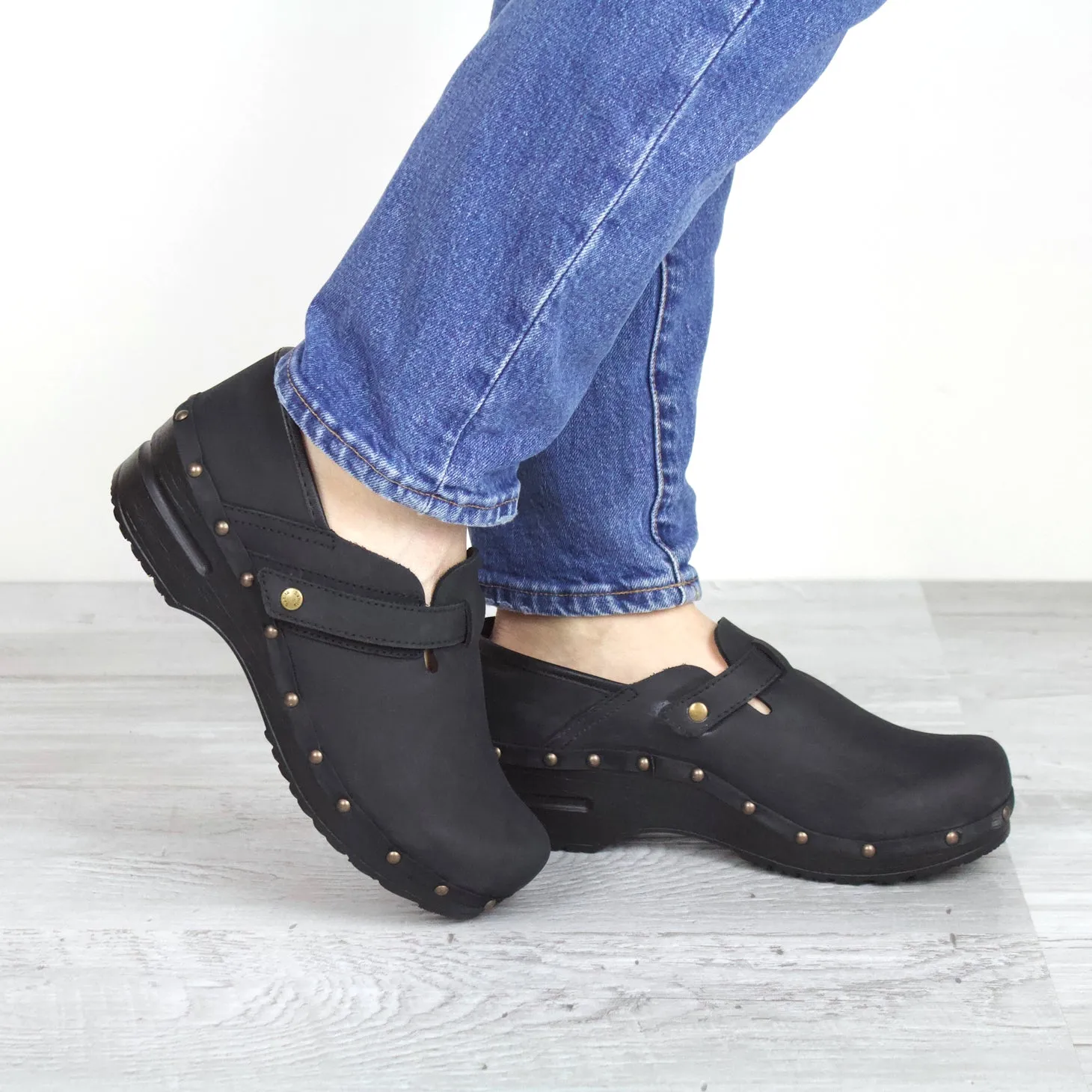 Ramone Women's Clog in Black