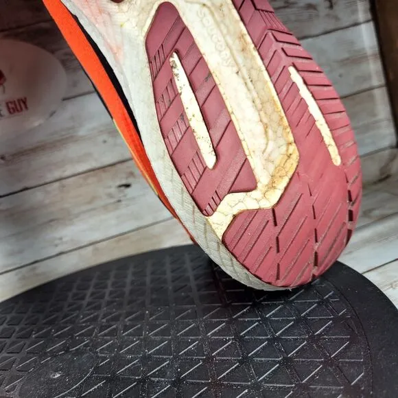 Saucony Triumph 19 Men's Size 12.5  Orange Fire Mulberry Athletic Running Shoes