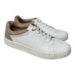 Soul Naturalizer Women’s Neela White Leather Lightweight Sneakers