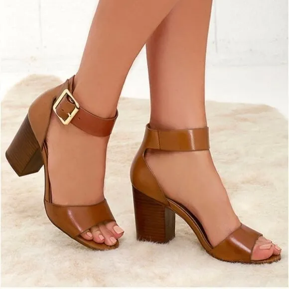 Steve Madden Estoria Cognac Brown Leather Ankle Strap Block Heels Sandals 10