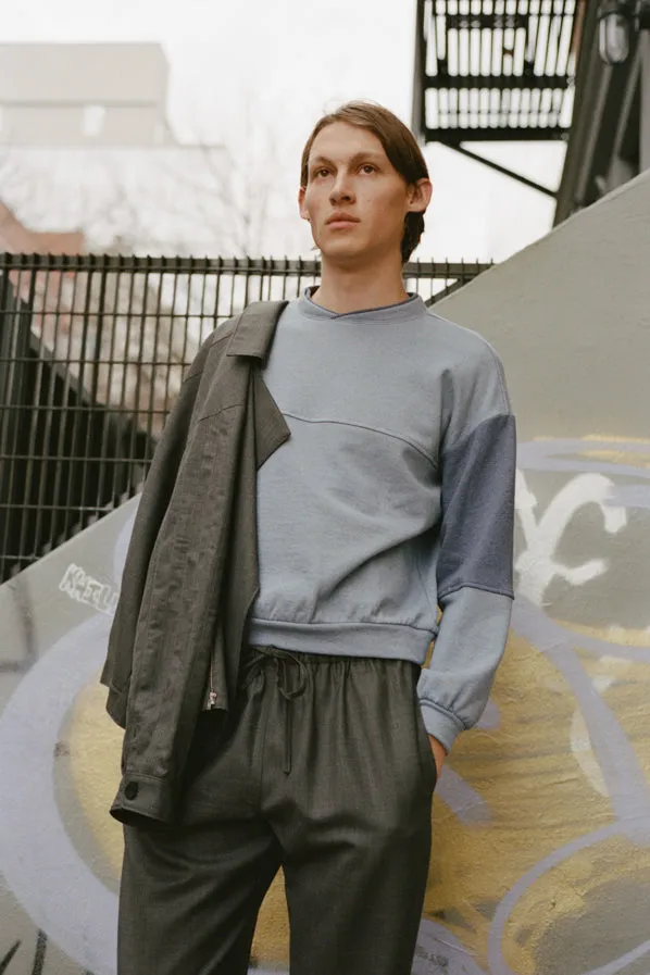 THEO SWEATSHIRT, DARKEST BLUE