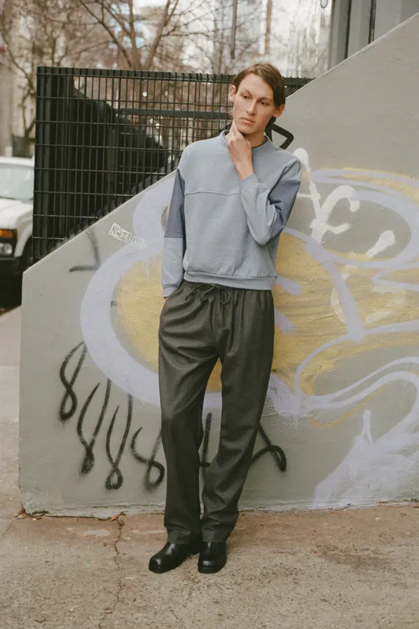 THEO SWEATSHIRT, DARKEST BLUE
