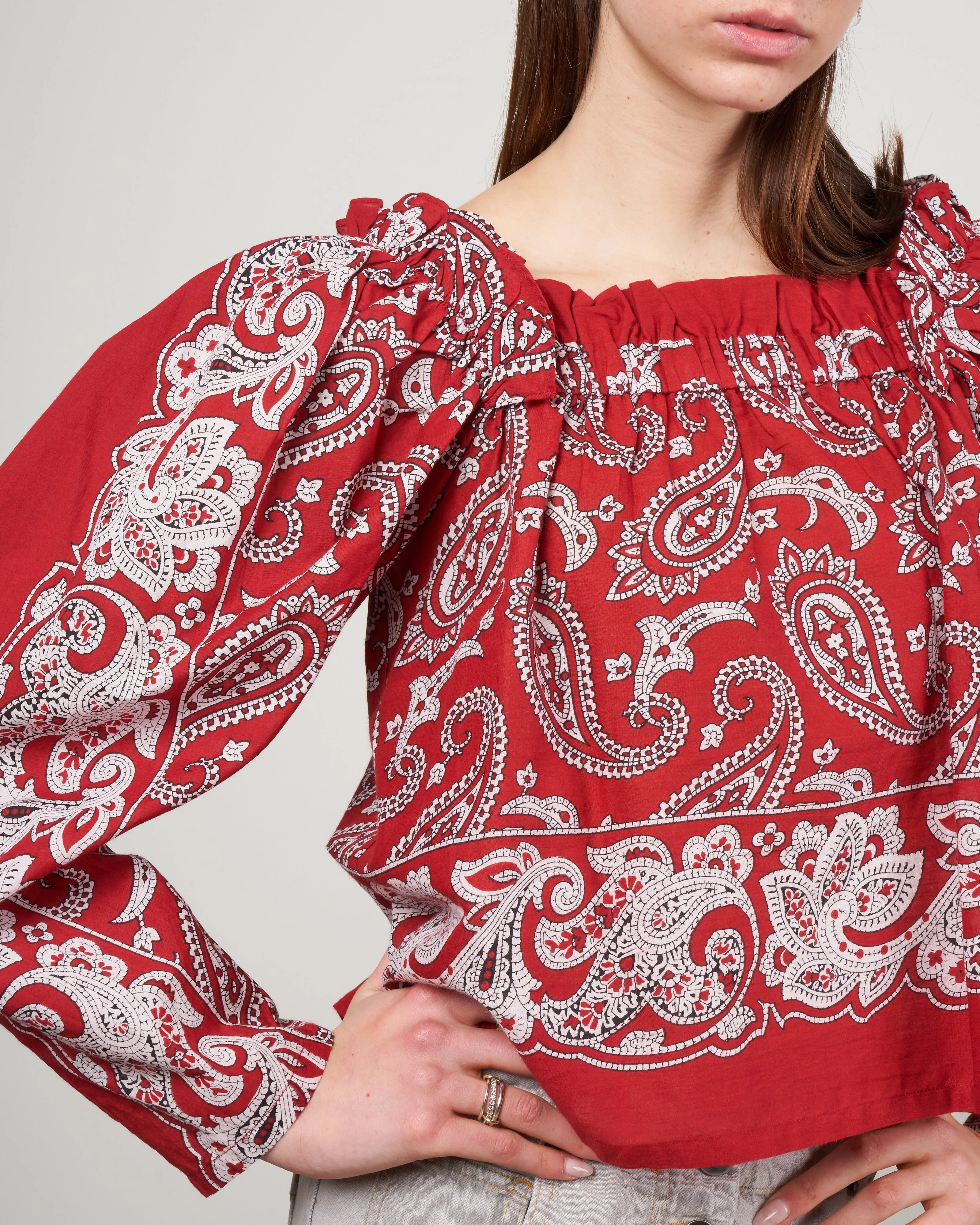 theodora paisley print long sleeve top - red