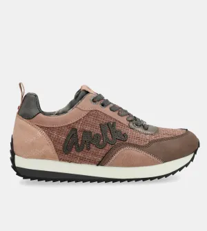 Travel pink sneakers