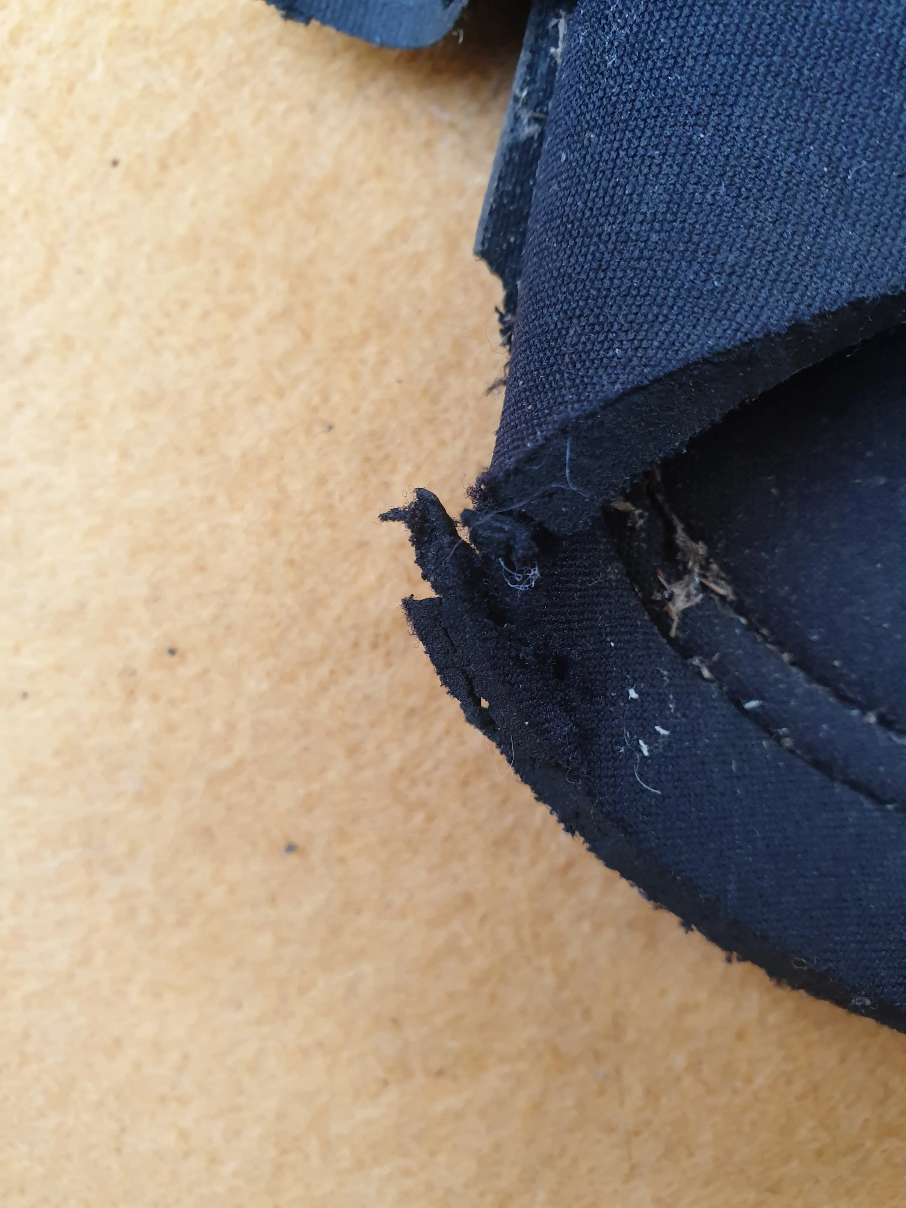 Used medium size black Woof Wear brushing boots FREE POSTAGE☆