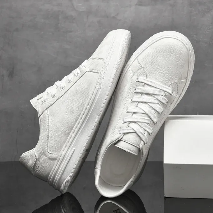 Vaughn Artisan Sneakers