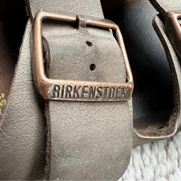 Well Worn Women’s Birkenstock Sandals Sz 39 Brown
