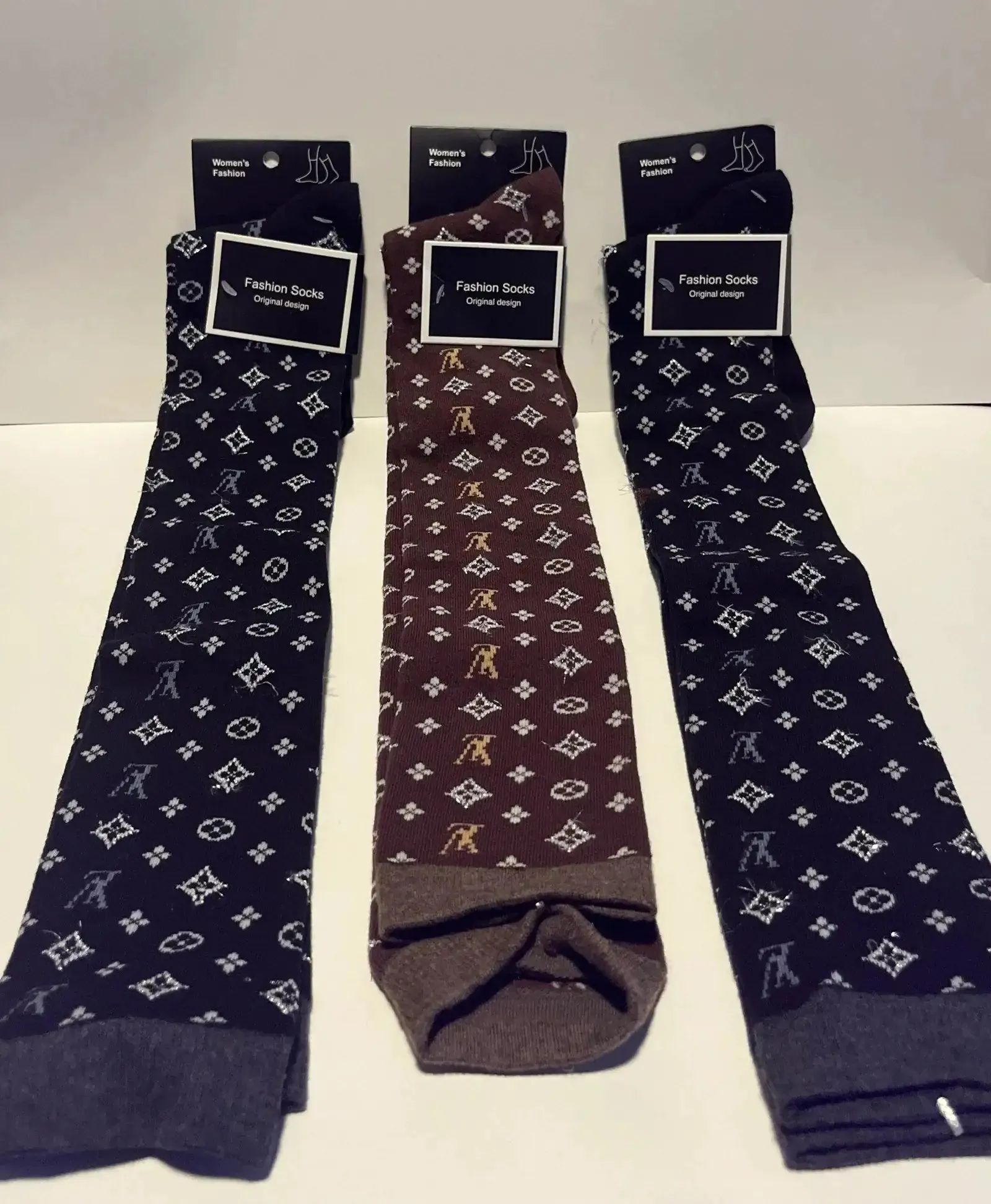 Women's High Knees Design Socks